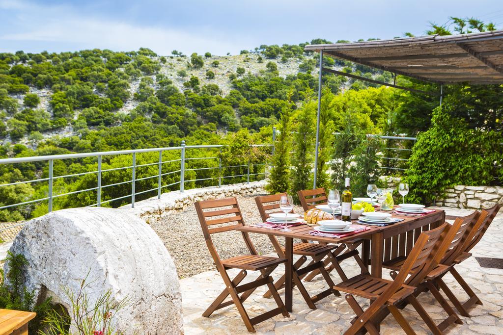 Iconic Villas - Villa Vada Agia Efimia Exterior photo