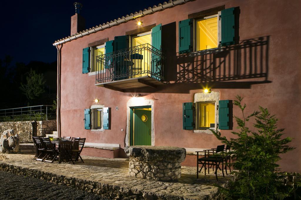 Iconic Villas - Villa Vada Agia Efimia Exterior photo